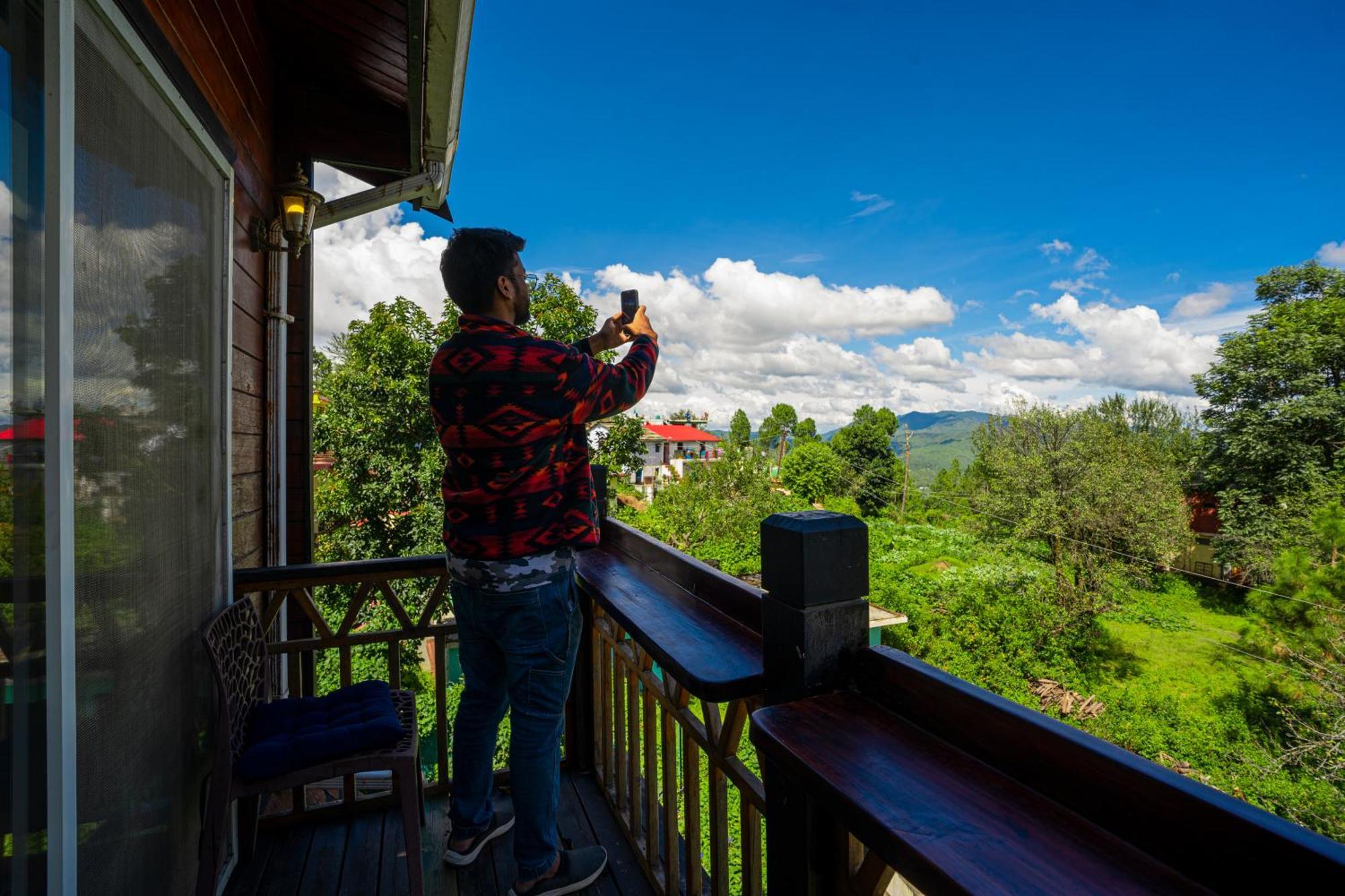 The Hosteller Kasar Devi Алмора Экстерьер фото